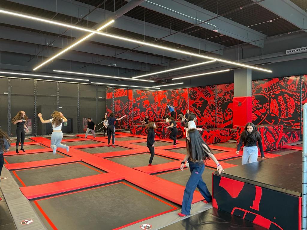 Excursión al «Jump&nbsp;Yard»