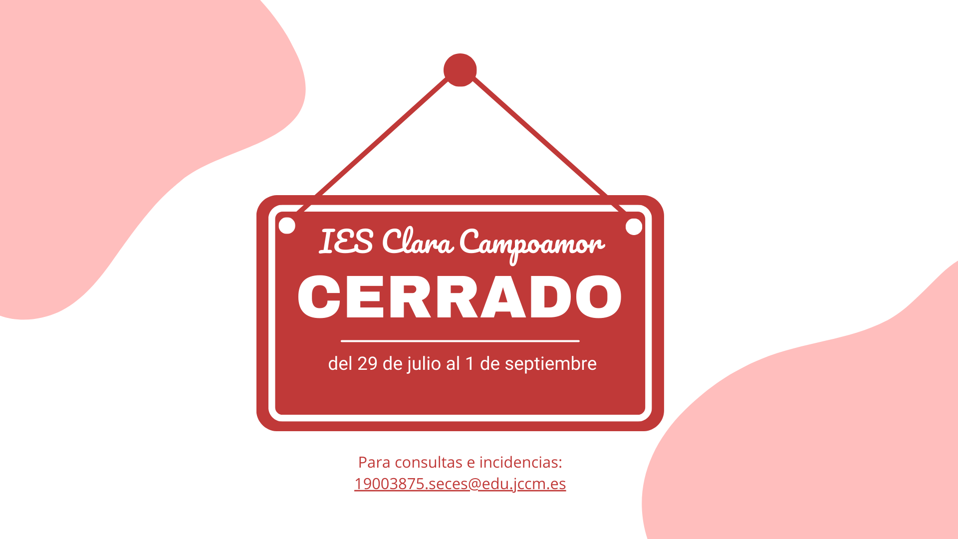 Centro cerrado en agosto